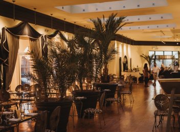 Atlantic-Hotel-Commercial-Photoshoot-Katiegoffphotography-180